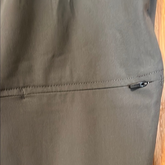 All in Motion Men's Gray Joggers - Picture 5 of 12